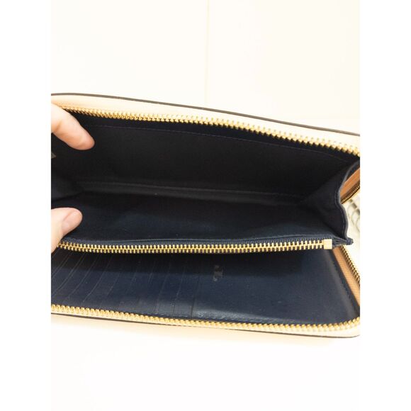 Tory Burch Robinson Zip Around Continental Wallet - Picture 8 of 9